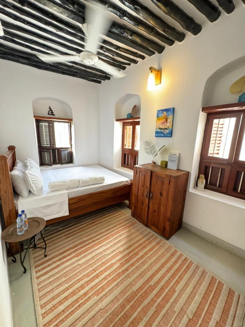 Seafarers Loft *